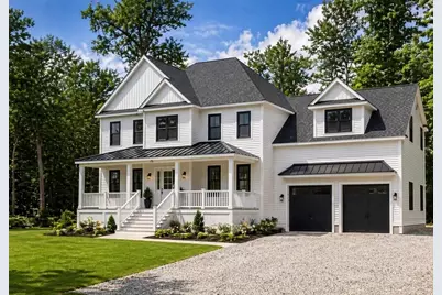 32 Mendon St, Upton, MA 01568 - Photo 1