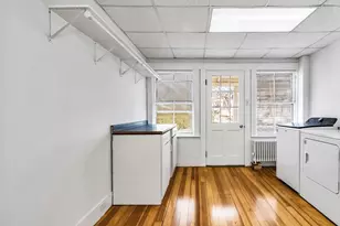 219 Pelham St, Methuen, MA 01844 - Photo 30