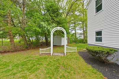 37 Roberta Avenue, Brockton, MA 02301 - Photo 32