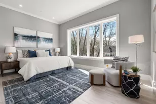 28 Wilson Cir, Newton, MA 02461 - Photo 8