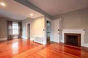 11 Wayne St, Boston, MA 02121 - Photo 10