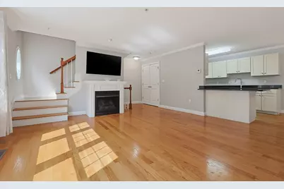 501 Cabot St #2, Beverly, MA 01915 - Photo 4
