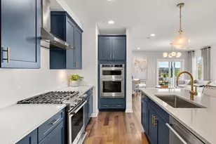56 E Pt Dr, East Providence, RI 02916 - Photo 6