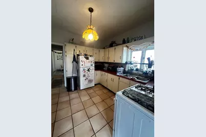 46 Main St #2, Somerville, MA 02145 - Photo 2