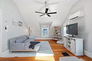 16 Billows St, Winthrop, MA 02152 - Photo 2
