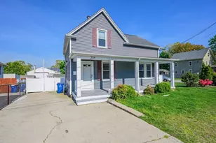 204 Lowell St, New Bedford, MA 02745 - Photo 1