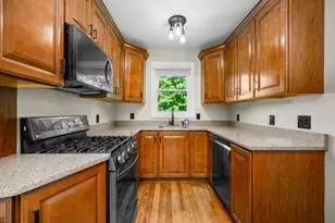 204 Lowell St, New Bedford, MA 02745 - Photo 14