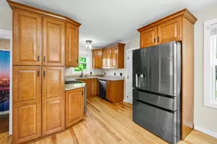204 Lowell St, New Bedford, MA 02745 - Photo 12