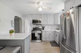 36 Glenn Rd, Lowell, MA 01852 - Photo 10