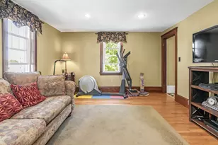 22 Varney St, Salem, MA 01970 - Photo 18