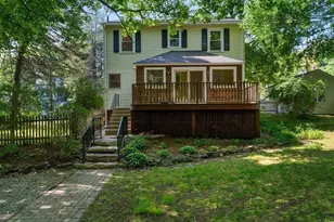 1231 Pleasant St, Worcester, MA 01602 - Photo 26