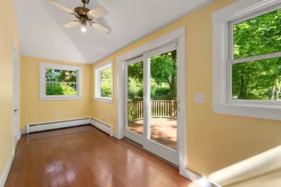 1231 Pleasant St, Worcester, MA 01602 - Photo 20