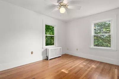 1231 Pleasant St, Worcester, MA 01602 - Photo 18