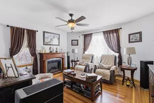 442 Hope St, Fall River, MA 02721 - Photo 8