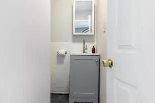 102 Tyler St, Boston, MA 02111 - Photo 10