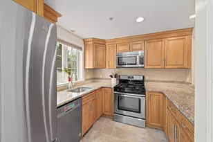 75 Evergreen St, Kingston, MA 02364 - Photo 8