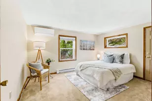 41 Mountain St, Woburn, MA 01801 - Photo 20