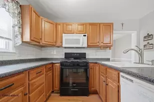 436 Franklin, Fitchburg, MA 01420 - Photo 8