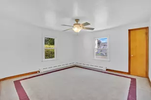 12 Lexington St, Agawam, MA 01001 - Photo 20
