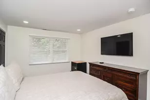412 West St, Leominster, MA 01453 - Photo 22