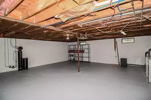 412 West St, Leominster, MA 01453 - Photo 14