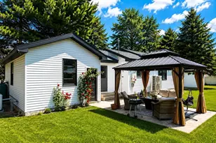 412 West St, Leominster, MA 01453 - Photo 2