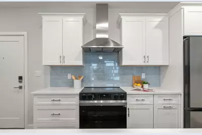 267 Old Colony #510, Boston, MA 02127 - Photo 4