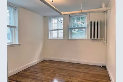 15 Thatcher St #B, Brookline, MA 02446 - Photo 6
