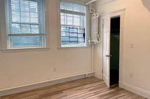 15 Thatcher St, Brookline, MA 02446 - Photo 8