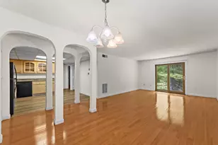 7 Shadowbrook Ln, Milford, MA 01757 - Photo 1