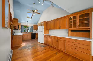 56 English St, Falmouth, MA 02536 - Photo 14