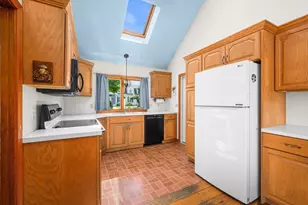 56 English St, Falmouth, MA 02536 - Photo 18