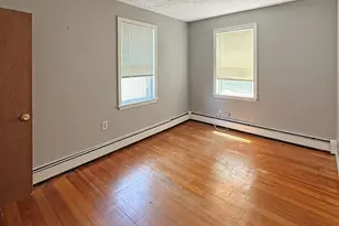 607 E 7th St, Boston, MA 02127 - Photo 8