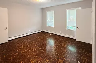 607 E 7th St, Boston, MA 02127 - Photo 10