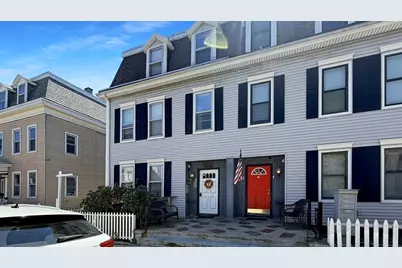 607 E 7th St, Boston, MA 02127 - Photo 1