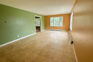 20 Groton Pl, Worcester, MA 01604 - Photo 6