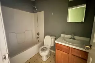 20 Groton Pl, Worcester, MA 01604 - Photo 10