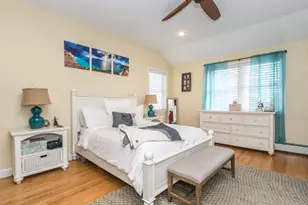 27 Sherman St, Needham, MA 02494 - Photo 10