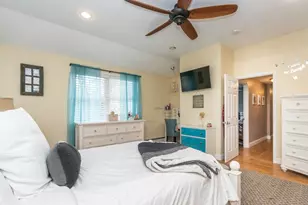 27 Sherman St, Needham, MA 02494 - Photo 12
