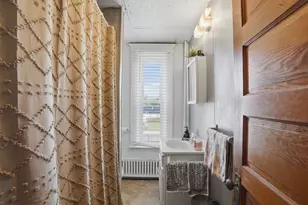 233 Clarendon St, Fitchburg, MA 01420 - Photo 28