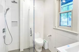 11 1/2 Centre St, Cambridge, MA 02139 - Photo 6