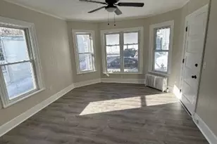 148 Hamilton St, Southbridge, MA 01550 - Photo 4