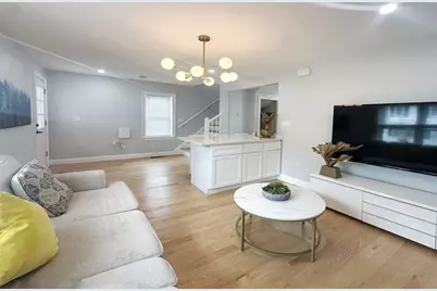 28 Arnold St #28, Quincy, MA 02169 - Photo 6