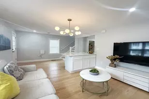 28 Arnold St, Quincy, MA 02169 - Photo 6