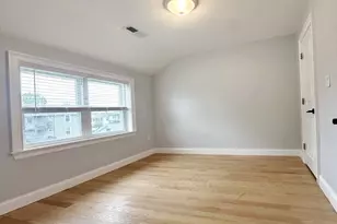 28 Arnold St, Quincy, MA 02169 - Photo 16