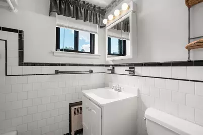 10 Ashland St #2L, Worcester, MA 01609 - Photo 16
