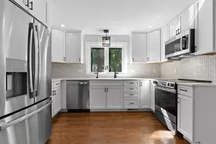12 Longwood Ave, Beverly, MA 01915 - Photo 16