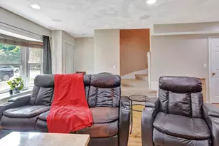 29 Rufus Jones Ln, Easton, MA 02356 - Photo 8