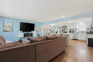 36 Raechel Rd, Randolph, MA 02368 - Photo 8