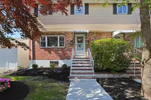 36 Raechel Rd, Randolph, MA 02368 - Photo 2